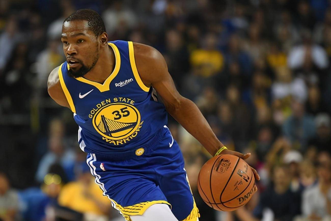 月开幕式的 月开幕式的