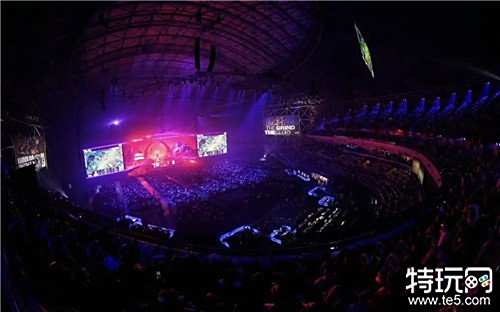 身后空当 身后空当